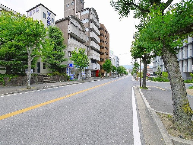 東生駒医療ビルの周辺