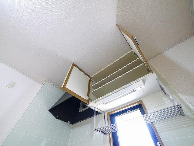 アゼリオ学園前A棟のキッチン|お料理しやすいキッチンです