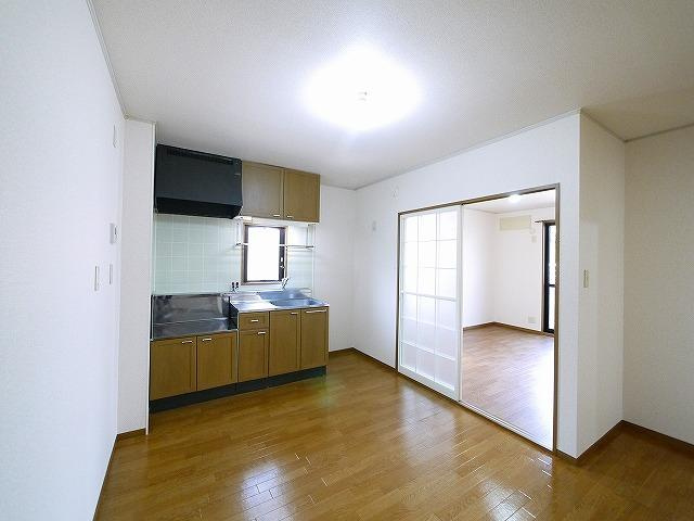 アゼリオ学園前A棟の居間・リビング|おしゃれな居間です