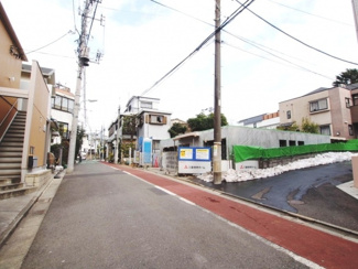 【前面道路含む現地写真】 | 品川区東五反田5丁目売地7480万円前面道路2