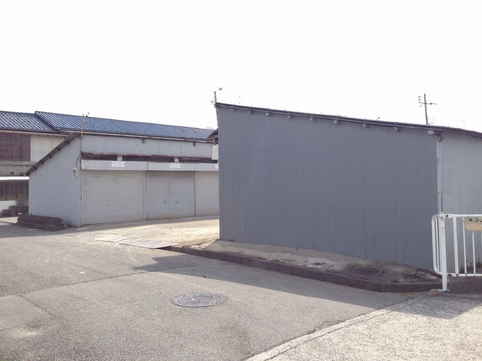 久々知1丁目308シャッター付ガレージ【管理番号26】の外観