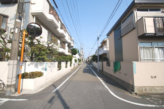 【前面道路含む現地写真】 | 世田谷区代田3丁目売地5800万円前面道路1