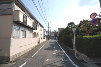 【前面道路含む現地写真】 | 世田谷区代田3丁目売地5800万円前面道路2