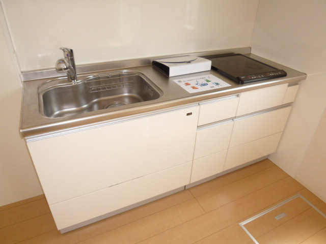 サリネージュ山手Gのキッチン