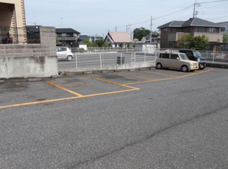 【駐車場】