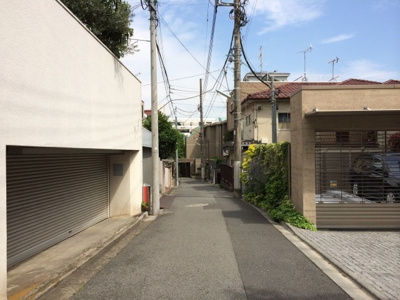 【周辺】 | サンクサヴール青山 | 前面道路