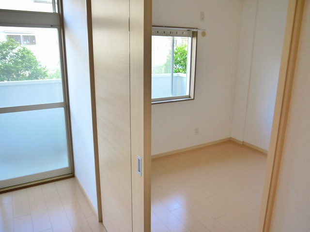 シャトレー富堂の洋室|落ち着いた色調の洋室です
