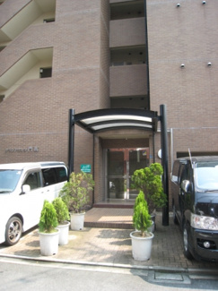 【エントランス】