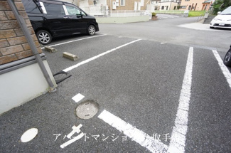 【駐車場】