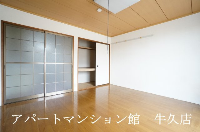 ライトハウスIの洋室