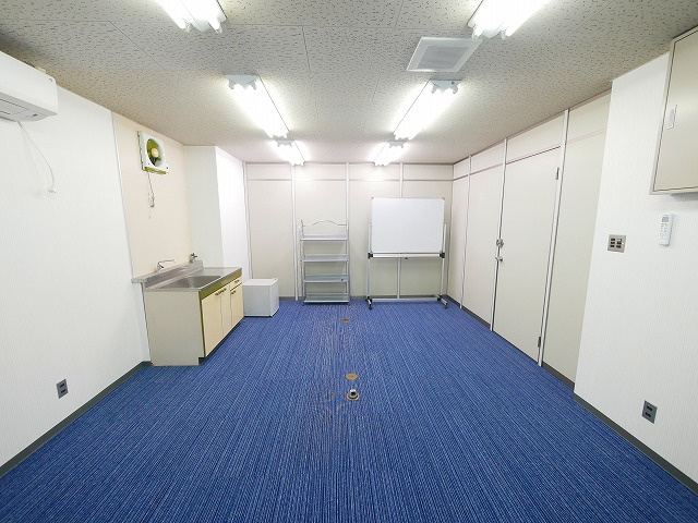 奈良タカタニビルの内装