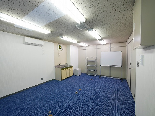 奈良タカタニビルの内装