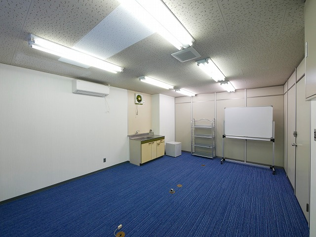 奈良タカタニビルの内装