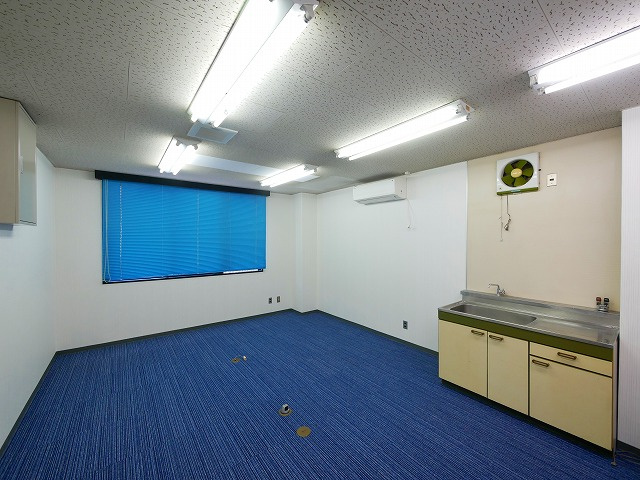 奈良タカタニビルの内装