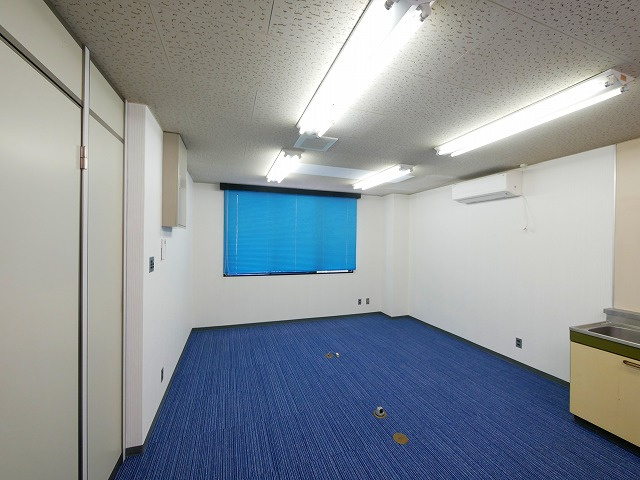 奈良タカタニビルの内装