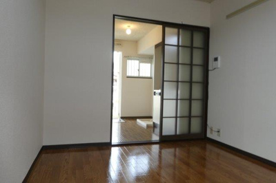 【洋室】 | ロマーナ中庄