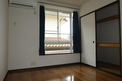 【居間・リビング】 | ロマーナ中庄 | 洋室