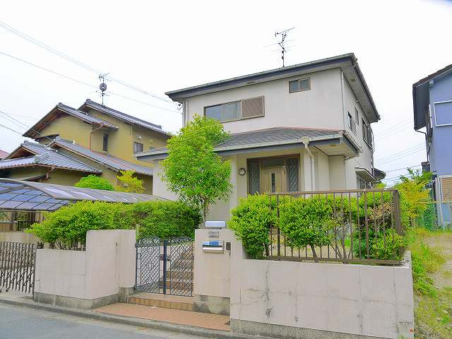 冨士原一戸建（六条緑町３丁目）の外観|外はこのようになっています