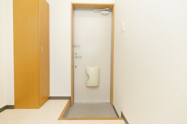 リリックコート新小岩の玄関
