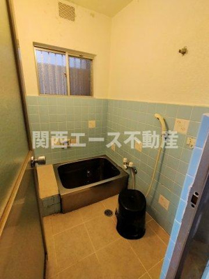 【浴室】 | 鷹殿町店舗付貸家