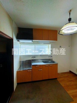  | 鷹殿町店舗付貸家