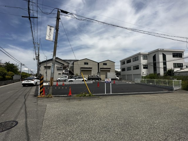 潮江4丁目10ガレージ　