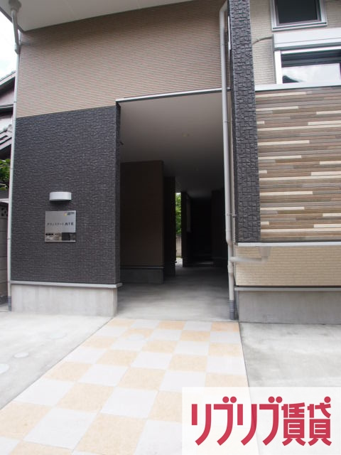 グランステート千葉のエントランス