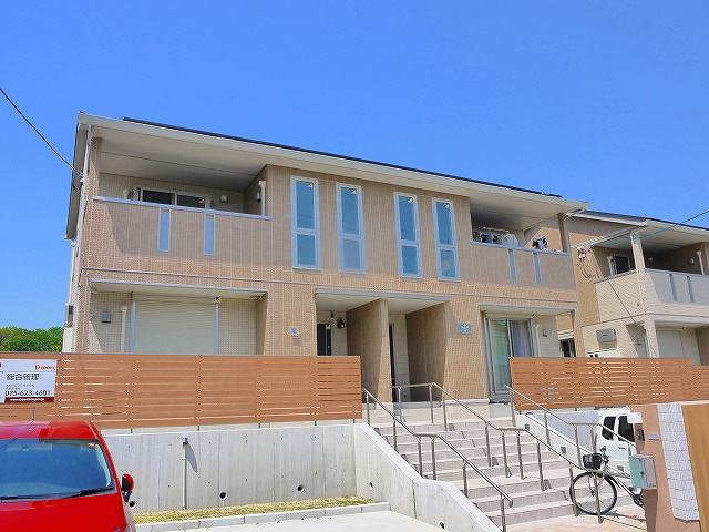 ラフィーネB（光台）の外観