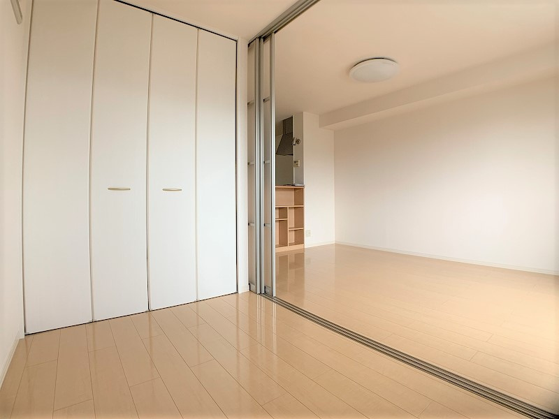 サンパティークの寝室