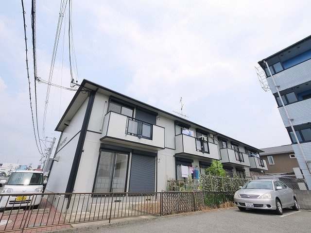 リバーサイド岡本の外観|キレイな外観です。