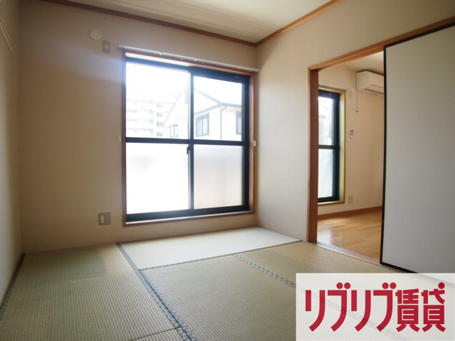 パレアージュ　Ｄの和室