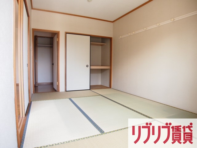 パレアージュ　Ｄの和室