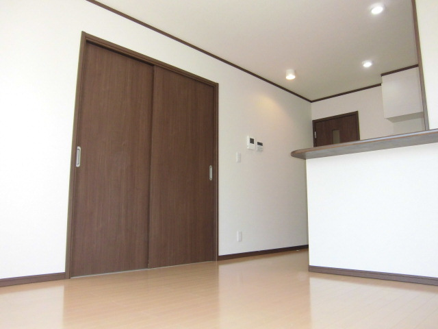 フォレスト緑が丘の居間・リビング