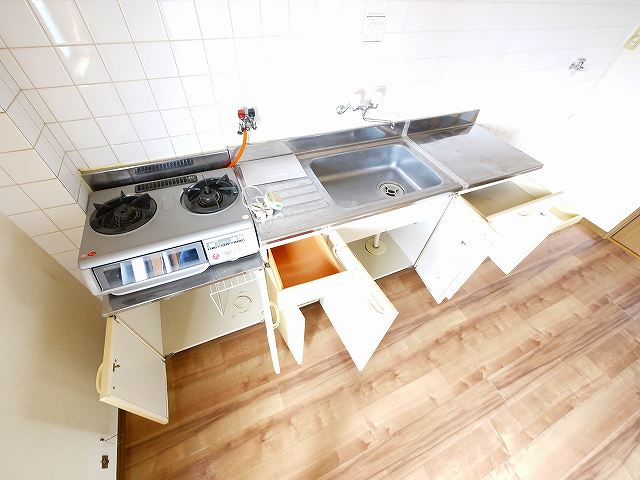 リバーサイド100のキッチン|キッチンでお料理をお楽しみください