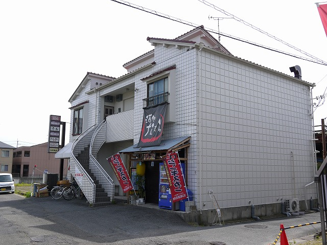 リバーサイド100の外観|外観は落ち着いています