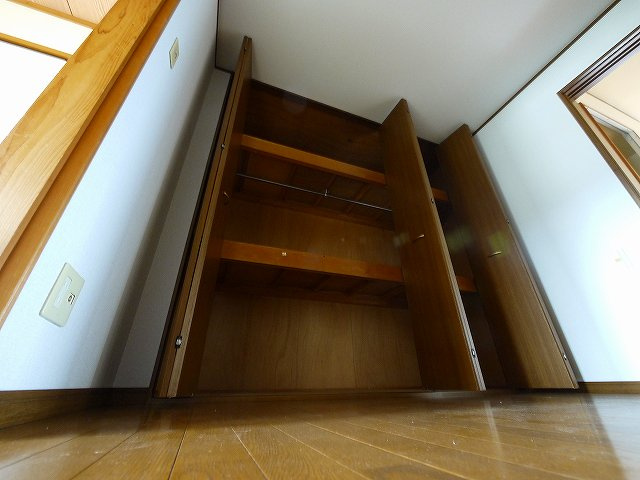 リバーサイド100の収納|ちょっとした収納スペースも充実しています