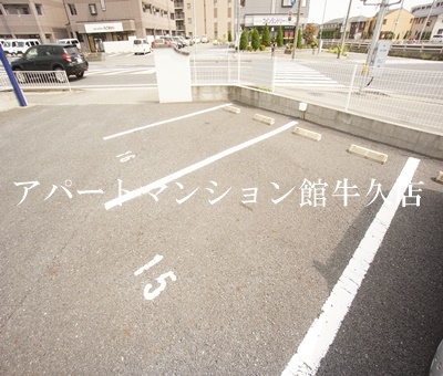 ＤＪひたち野Ⅱの駐車場