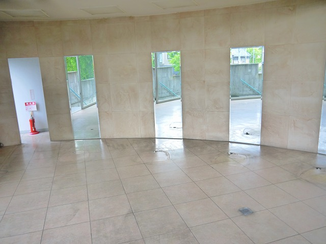 川原城テナントの内装