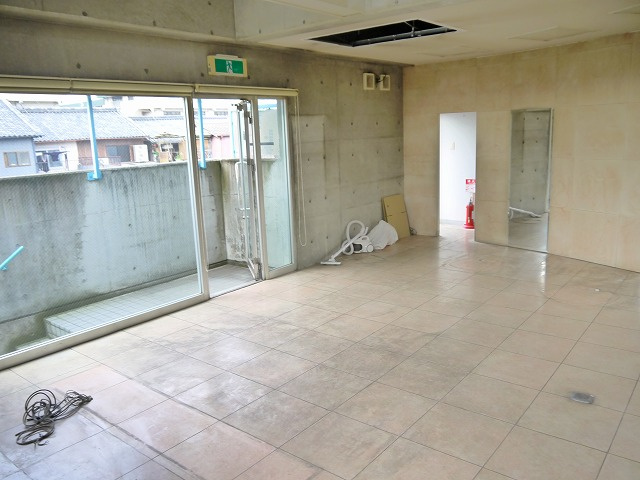 川原城テナントの内装