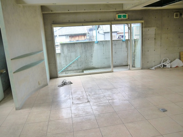 川原城テナントの内装