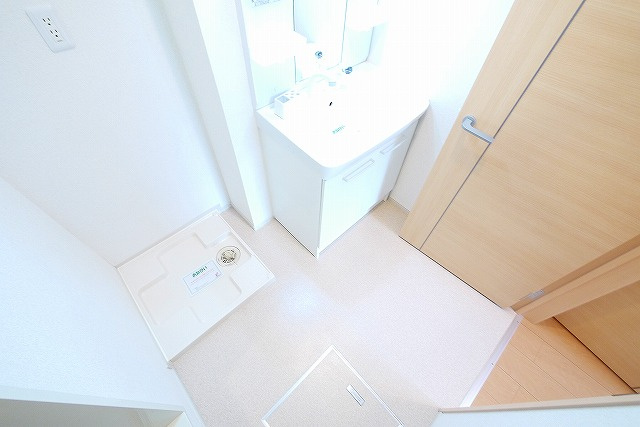 ワイズの独立洗面台|独立洗面台です