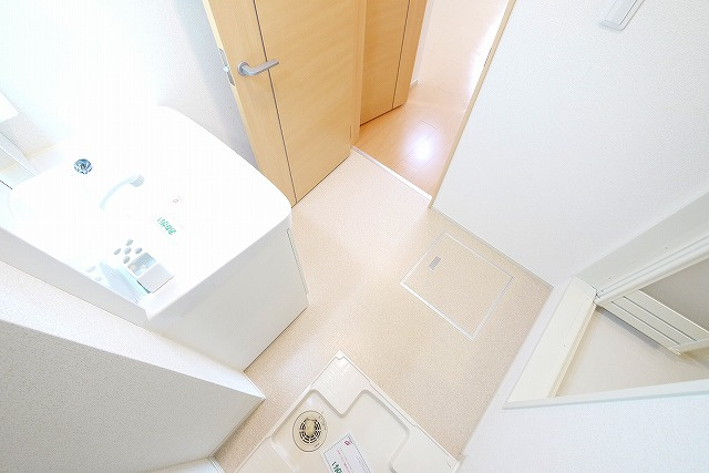 ワイズの洗面所|脱衣スペースもあります