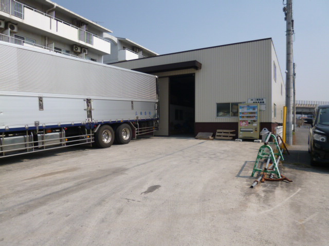 倉敷市中庄の工場の外観