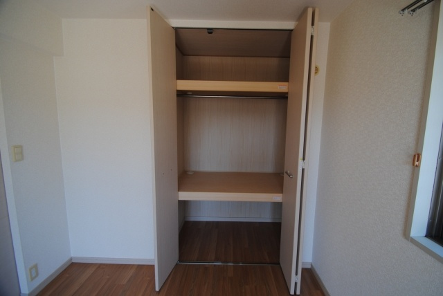 レジデンス・グリンダの収納|内装イメージ：同物件別室