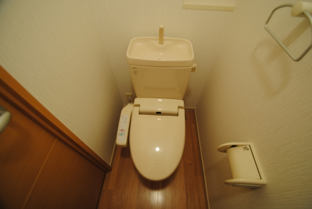 レジデンス・グリンダのトイレ|内装イメージ：同物件別室