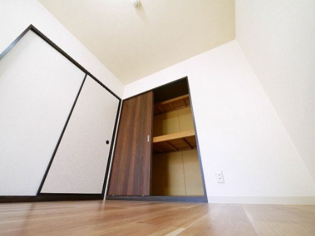 阪和阪手ドミールＡの収納|便利な収納スペースです