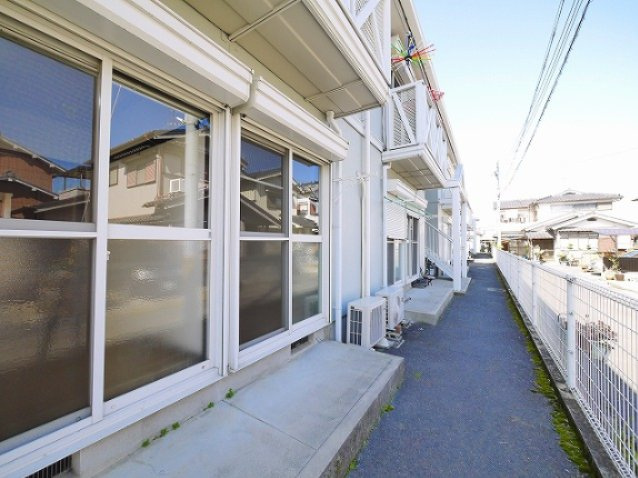 阪和阪手ドミールＡのバルコニー|開放的で明るい空間を演出してくれるバルコニーです