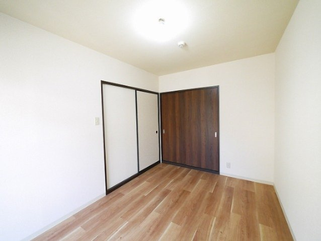 阪和阪手ドミールＡの洋室|使い勝手のいい洋室です