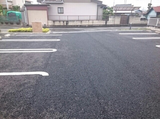 【駐車場】