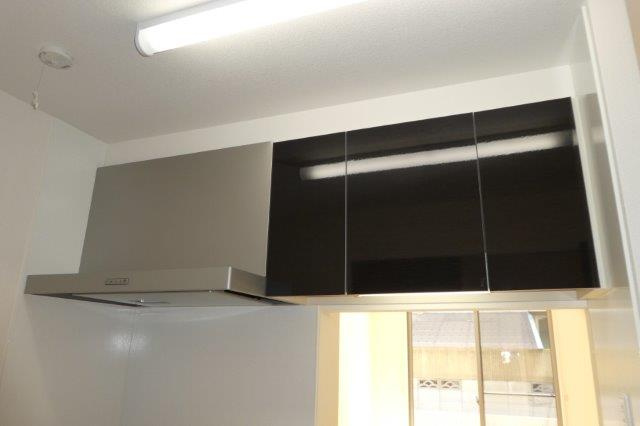 レーヴのキッチン|キッチン上収納